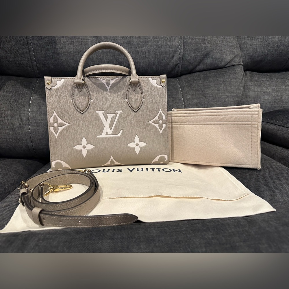 Louis Vuitton On The Go PM